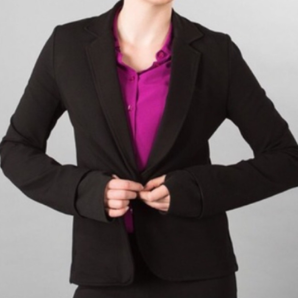 BettaBrand Black Ponte Stretch Blazer Size M.